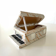 Piano Box